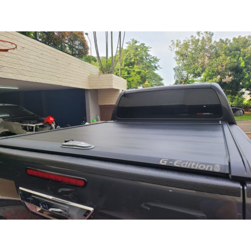 tutup bak Hilux 2016-2021 model roler LED g Edison inport