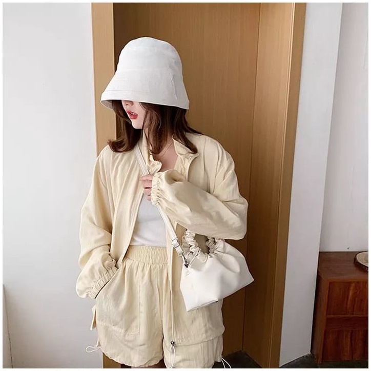 Tas Wanita /Tas Branded / Tas Wanita Korea / tas Selempang / Ransel Wanita / Tas Wanita Terbaru / Tas selempang Reamaja Terbaru