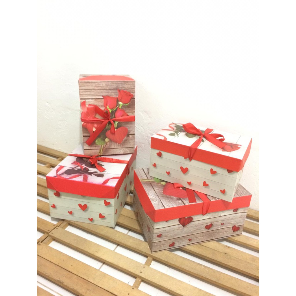 

TERMURAH!!!Kotak kado motif bunga