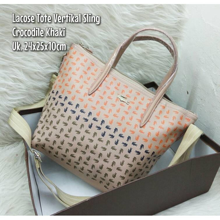 TAS LACOSTE TOTE VERTIKAL CROCODILE SLING