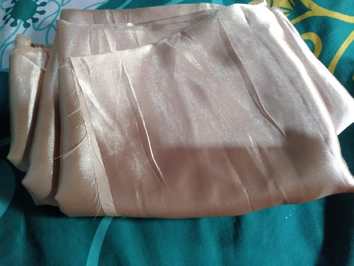 Kain Satin Lebar 115cm