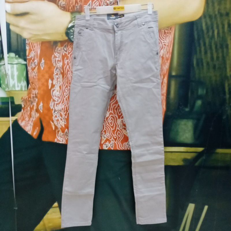 CELANA CHINOS PANJANG PRIA BY TOPTEN