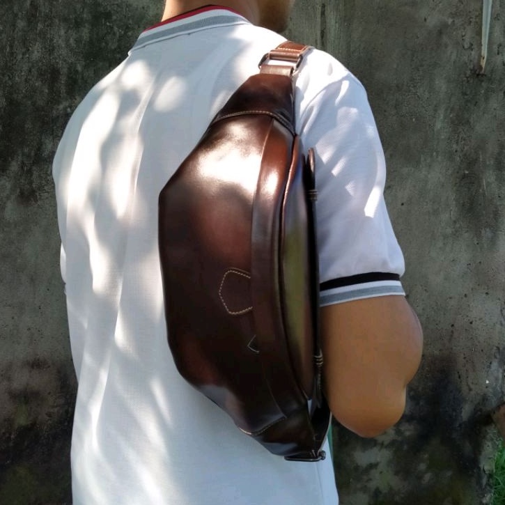 Bonus gantungan kunci tas waist bag kulit asli