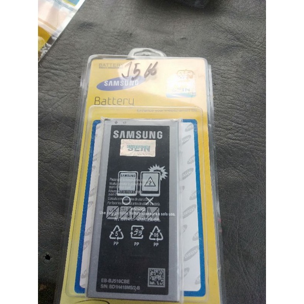 Battery baterai Samsung galaxy J5 2016 100% ORI