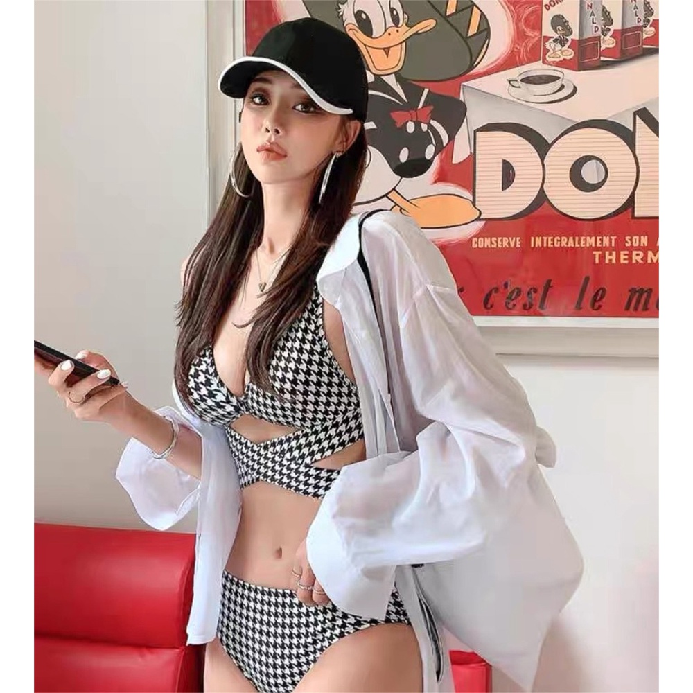 Bikini Swimsuit Gaya Korea Import Premium Quality Motif Hitam Putih Dalika