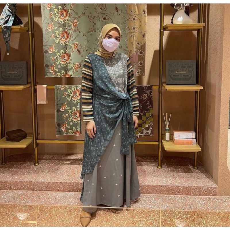 Jalito dress Ria Miranda Raya 2022 size XL