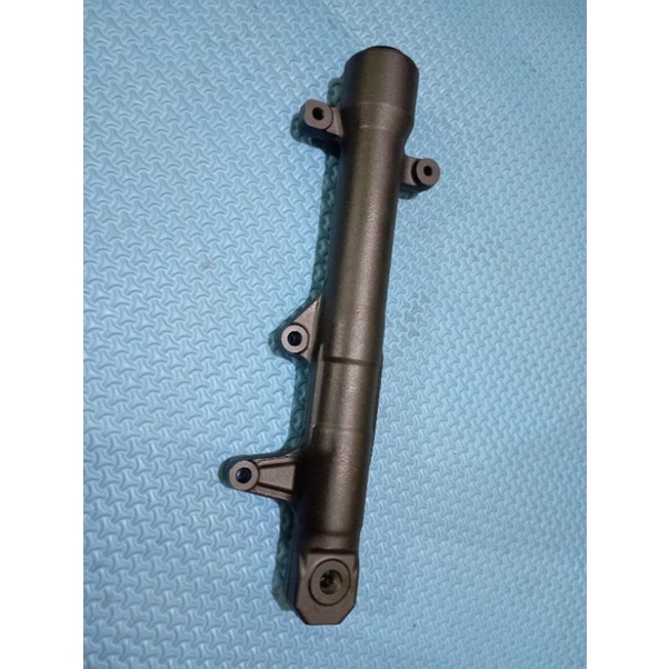 TABUNG SHOCKBREAKER DEPAN KANAN CB 150 R LED CBR 150 R LED ORIGINAL K45