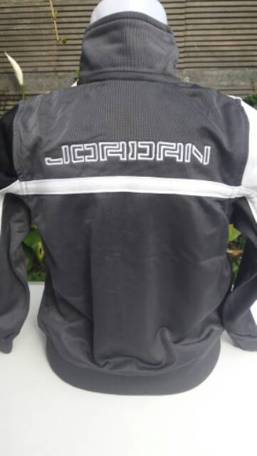 Jaket anak