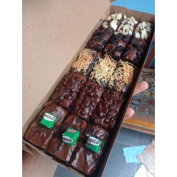 

Aneka Shiny Brownies