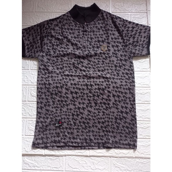 PL KAOS BEKERAH PRIA