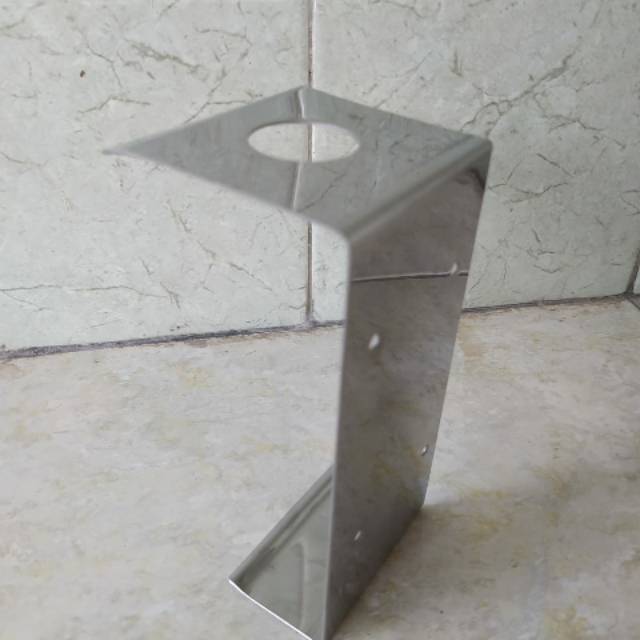 TEMPAT HAND SANITIZER 500ML / BRECKET HAND SANITIZER