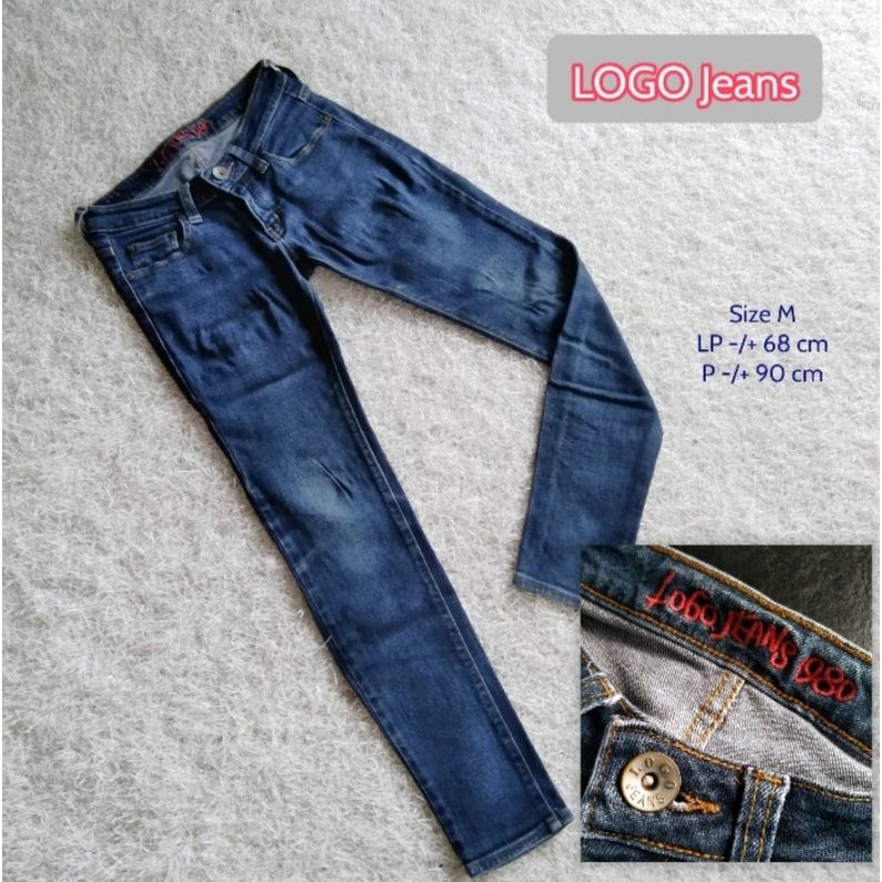 Preloved...Logo Jeans