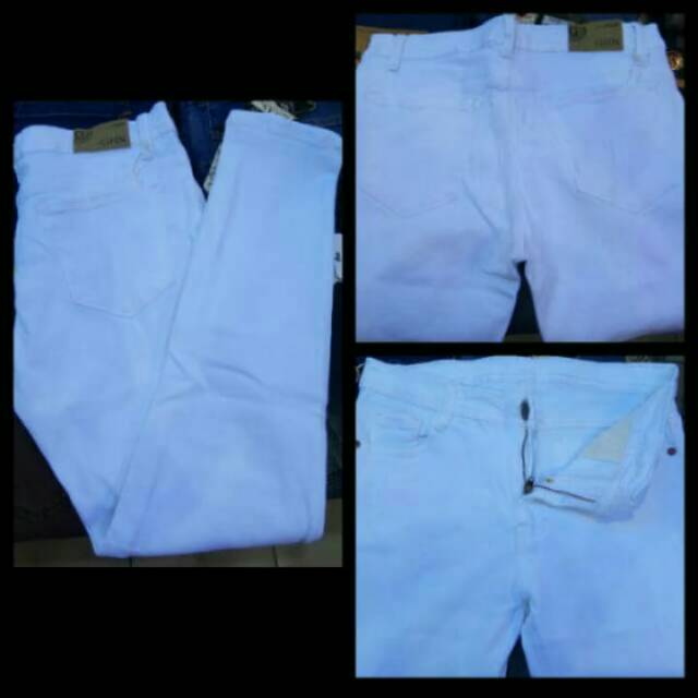 Celana Jeans Putih Jumbo Slimfit Wanita