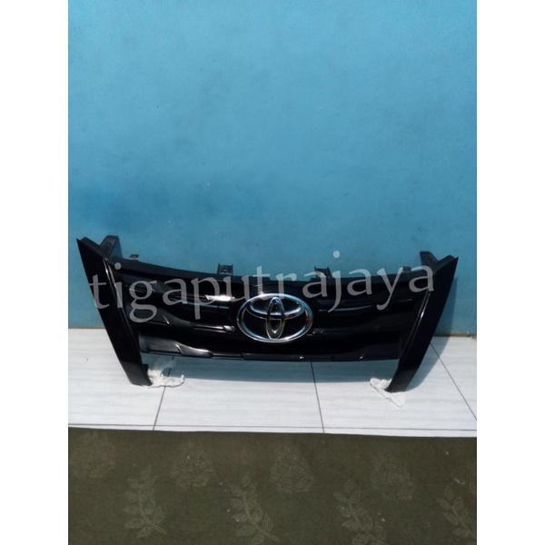 grill fortuner vrz trd 2018 2019