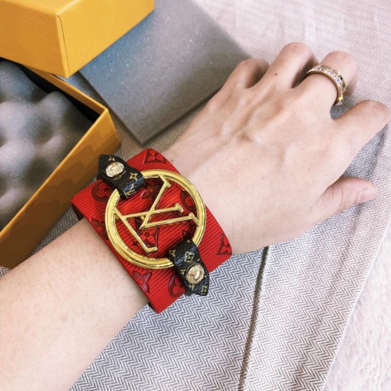 Gelang Kulit Branded Band Gelang  Kulit Premium Quality tidak berkarat Gelang fashion import 29