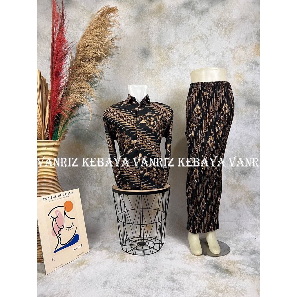 Vanriz Kebaya-Kemeja Batik Lengan Panjang Couple Rok Plisket