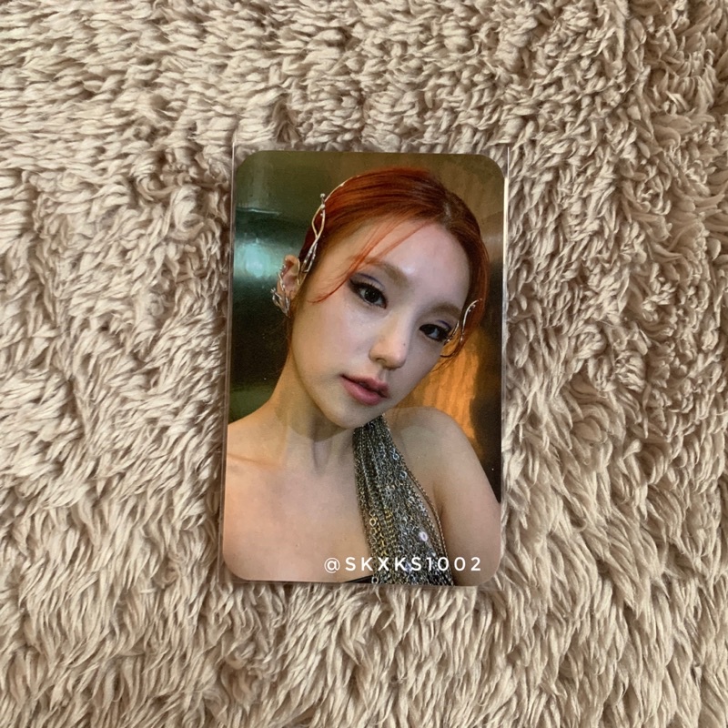 ITZY Yeji Mecima Guess Who Photocard