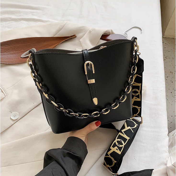 GT 1684 RISCE TAS SELEMPANG IMPORT WANITA CEWEK PEREMPUAN JAKARTA BATAM 25 x 9 x 21