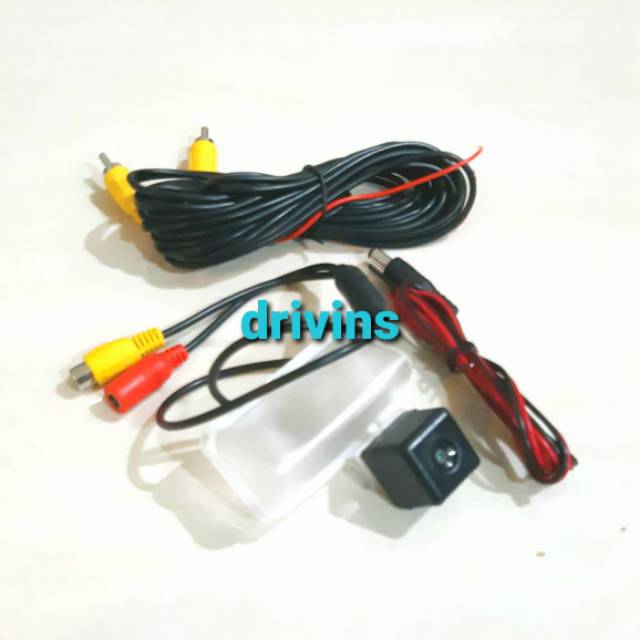 MIKA KAMERA MUNDUR AVANZA