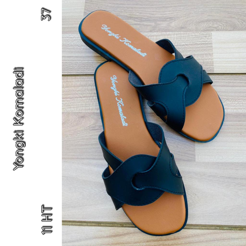 sandal y39