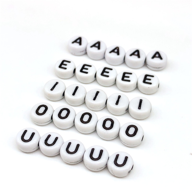 A,e,i,o,u,u Vowel 50pcs Manik-Manik Huruf 6mm Bahan Akrilik