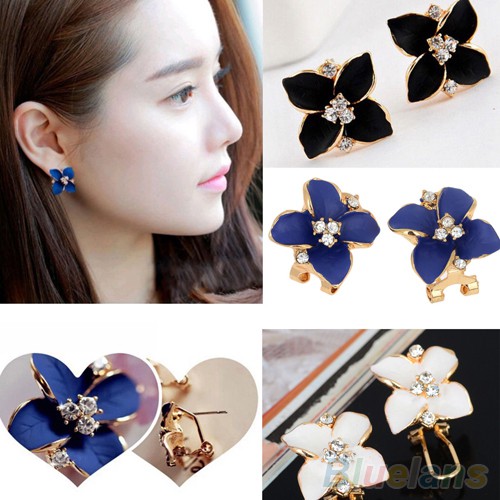 Anting Tusuk Kristal Menawan Bentuk Bunga Biru Yang Elegan untuk Gadis Imut