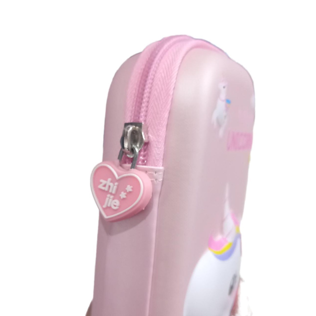 Tempat Pensil 3D Timbul Karakter Cewek Motif Unicorn Magic Pink sangat cantik lucu dan menggemaskan untuk kado hadiah ultah anak perempuan