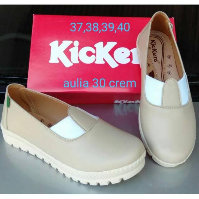 Sepatu wanita merk KICKERS