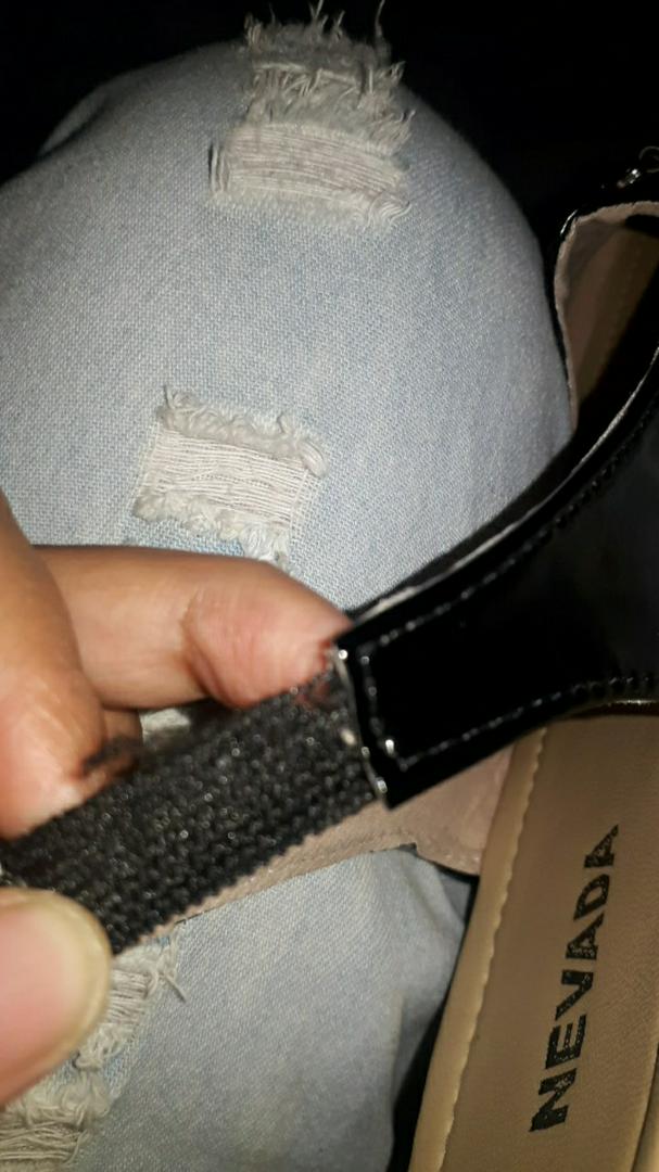Sepatu Tali Belakang Nevada
