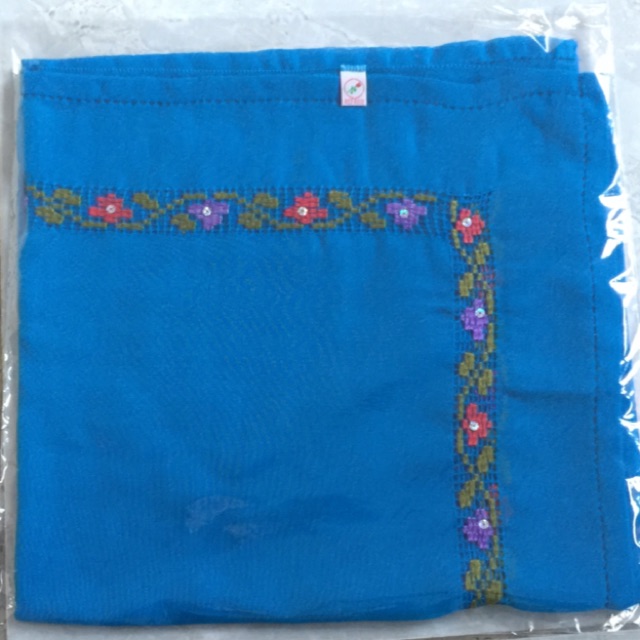 Paris sulam kristik benang cabut