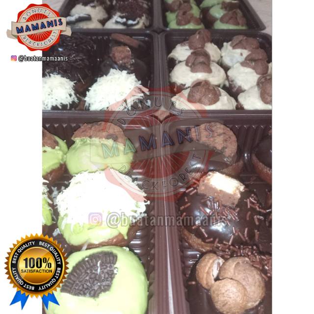 

Donat Blackforest 1 Lusin donut Mamanis