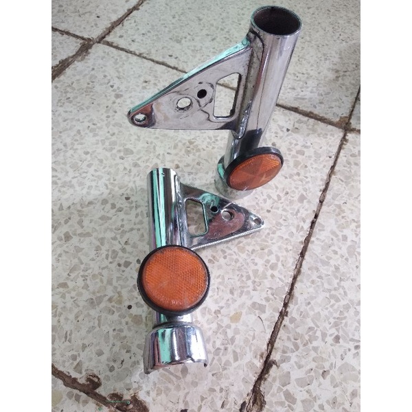 kupingan lampu GL100 original