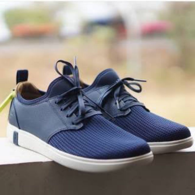 SEPATU SKECHERS SNEAKERS PRIA NAVY