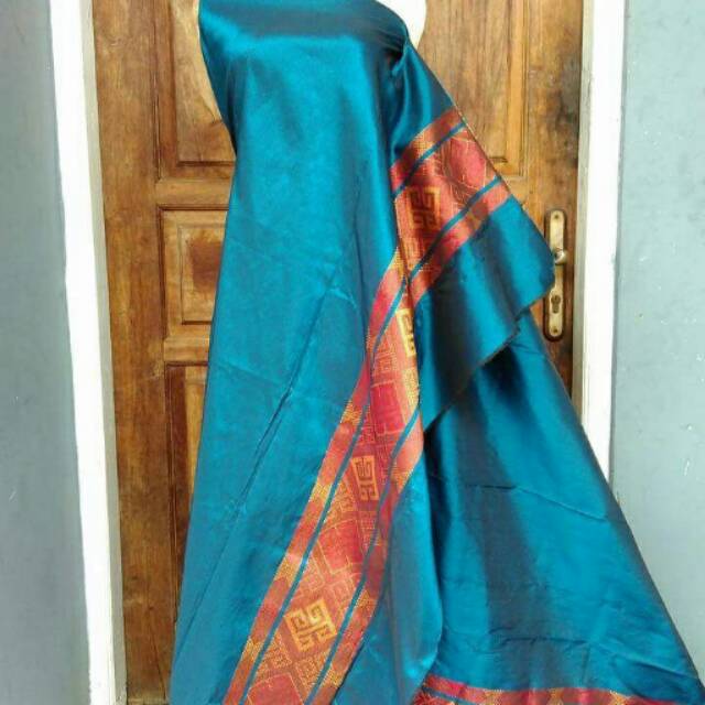 Kain Tenun Baron Jepara