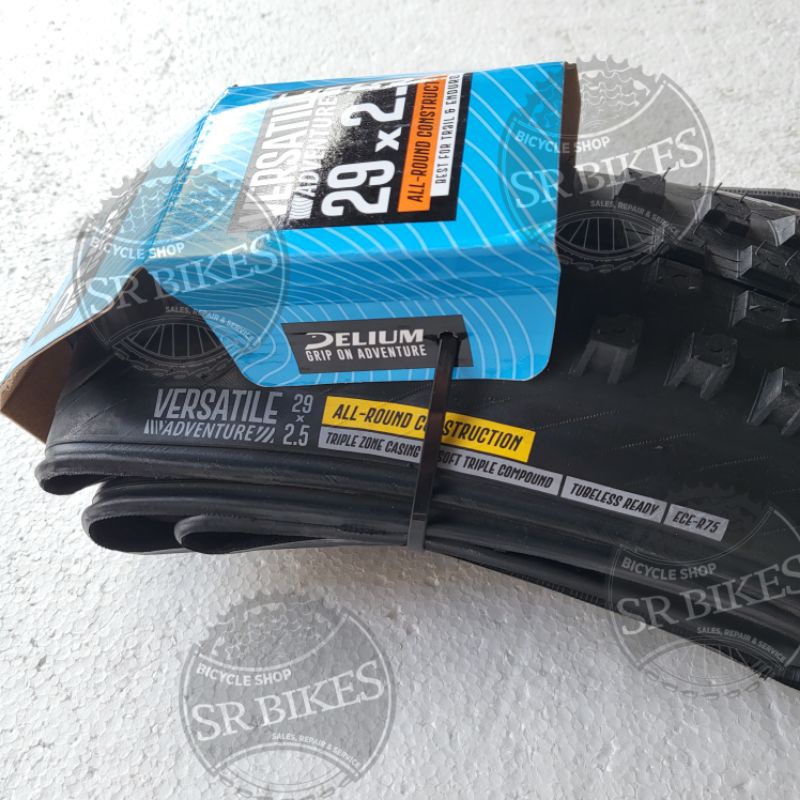 Ban Luar 29 x 2.5 Sepeda Enduro Trial Downhill KEVLAR TUBELESS DELIUM