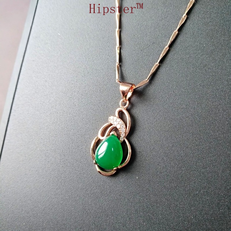 Retro Hot Fashion Colorful Gemstone Hollow Pendant Gold Necklace