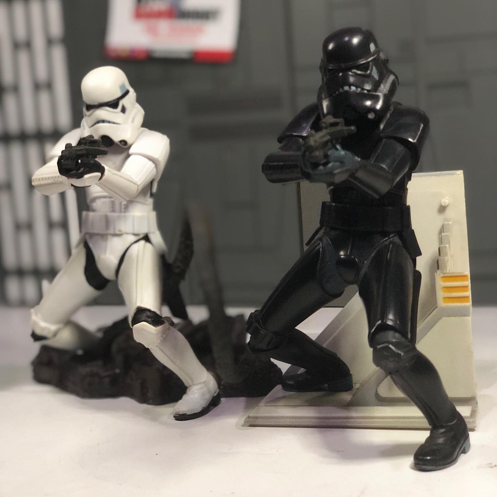 STAR WARS UNLEASHED STORM TROOPER & SHADOW TROOPER