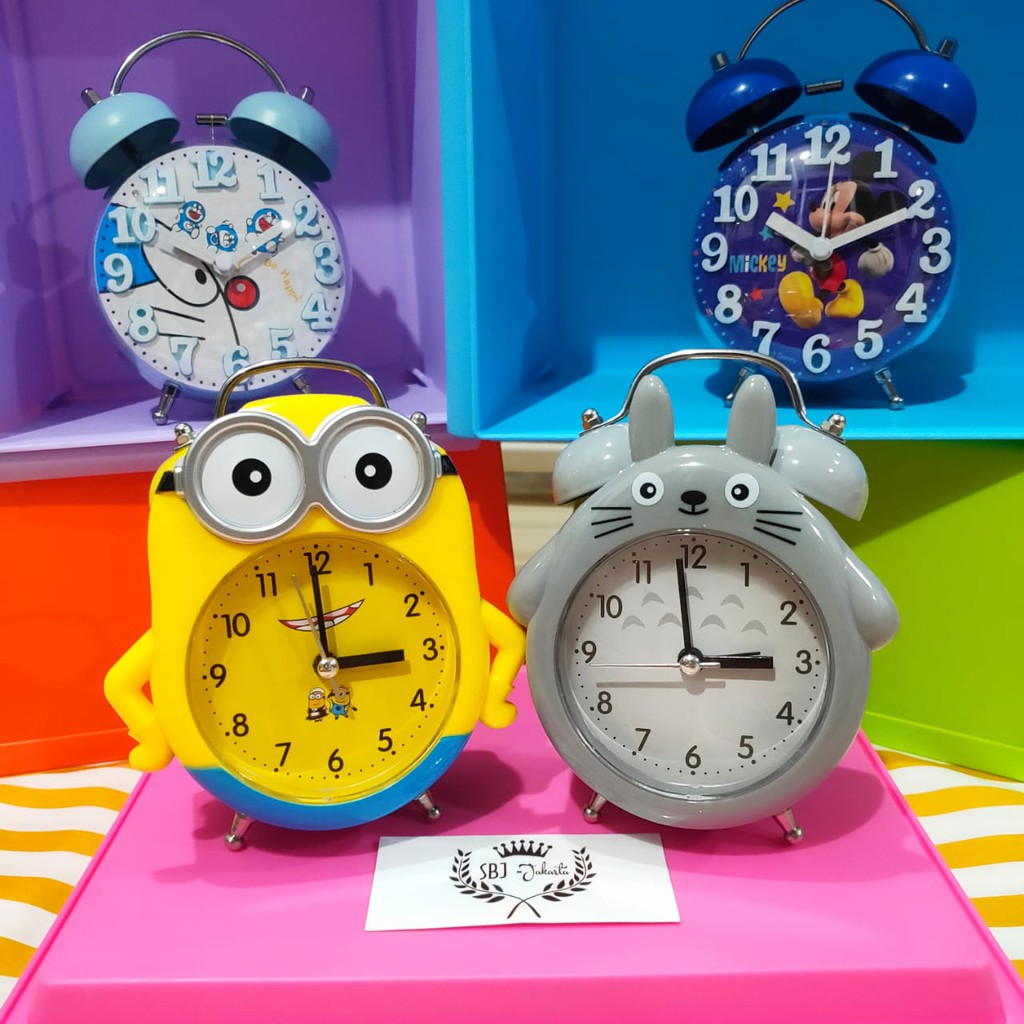 Jam Weker Karakter Minion Doraemon Mickey Mouse Totoro Unik