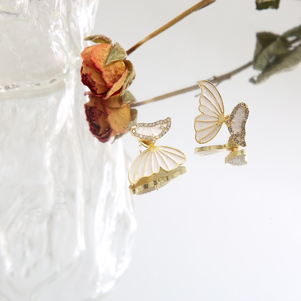 Anting Stud Kristal Resin Bentuk Sayap Kupu-Kupu Untuk Wanita