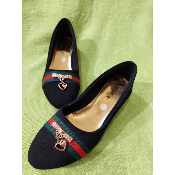 sepatu pansus anak perempuan hitam vinci