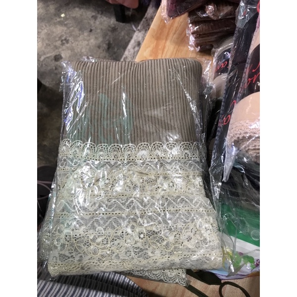 Pasmina  Plisket Prisket Renda Brokat brukat Impor/ Pasmina prisket  renda/model terbaru-kacang hijau senada