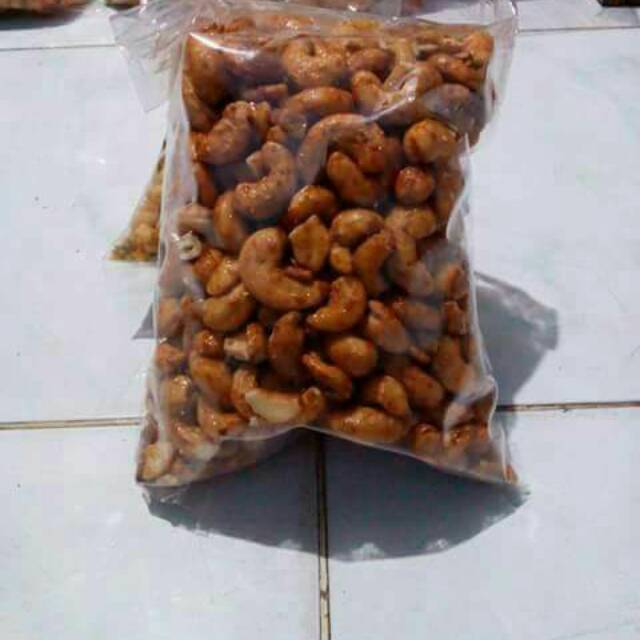 

Kacang mede