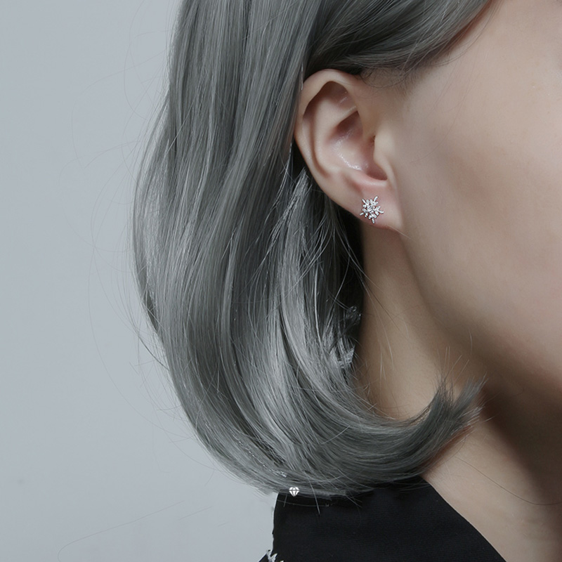 Anting Perak Kepingan Salju Exquisite Snowflake Silver Earrings Stud Korea Winter Crystal Earring for Women Girl Female Jewelry Gifts