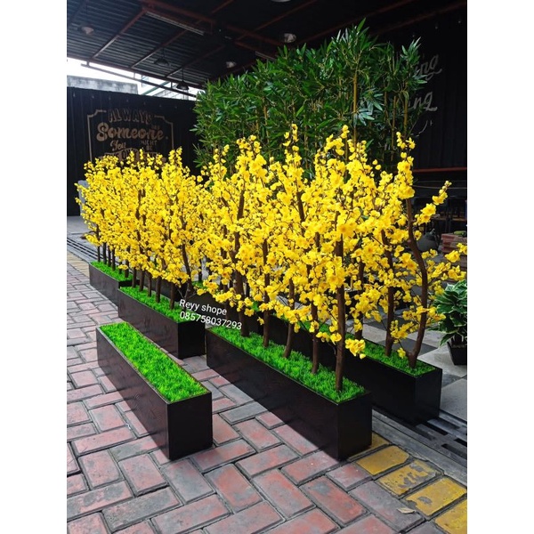 bunga hias plastik /sekat ruangan sakura