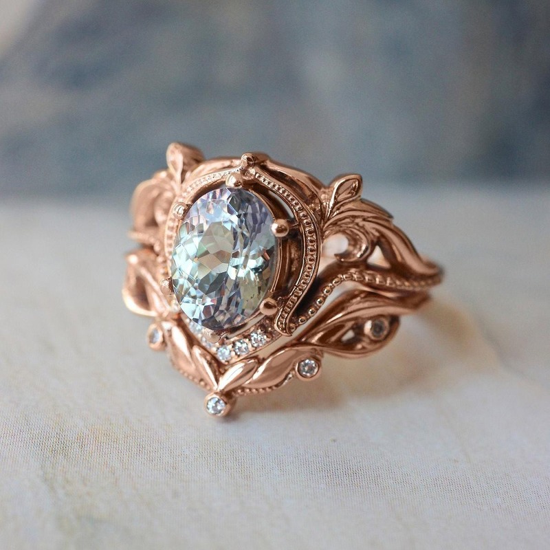 Cincin Lapis Rose Gold 18k Dengan Opal Untuk Wanita