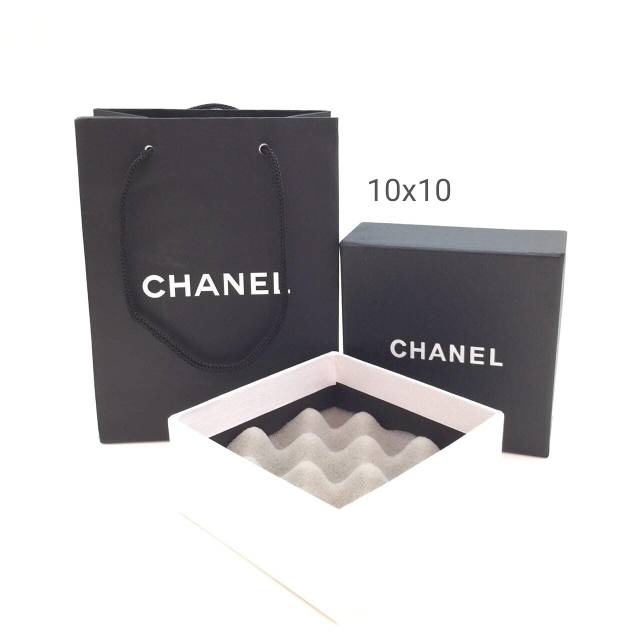 

Kotak Chane B rp.80.000 Kotak Chane K rp 75.000 Free Paper Bag Chane