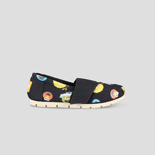 NEW BABY CUTE LUCU GEMES J2/  Wakai Kids FW01916 SESAME STREET GROUP Black