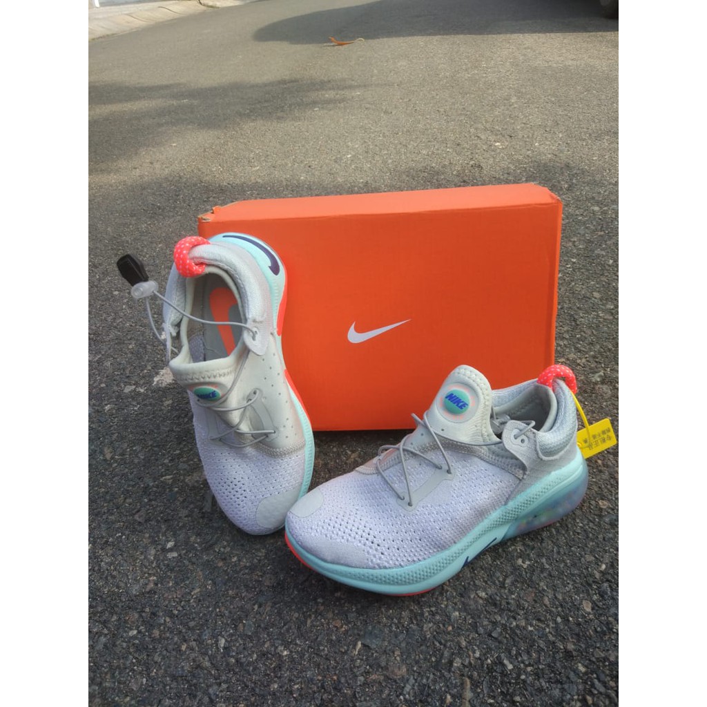 SEPATU KIDS NIKE JOYRIDE GREY WHITE