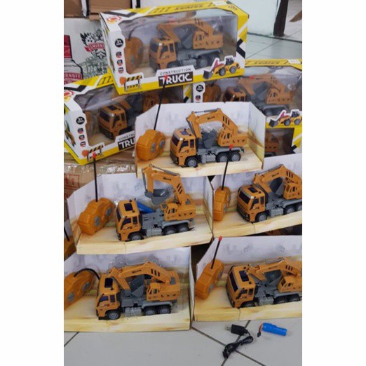 Mainan RC Truk Bonus Baterai Charger remot kontrol molen
