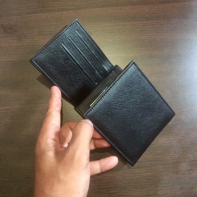 dompet lipat pria bahan kulit sintetis lokal model kancing dalam banyak slot kartu dan slot poto #dompet #dompetlipat #dompetpria #dompetcowok #dompetlokal